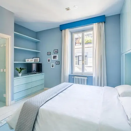 Elizabeth Penthouse, Charmy In Little London 10 Min From The Center Apartman