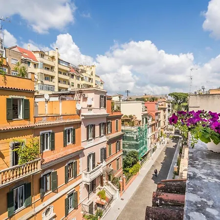 Elizabeth Penthouse, Charmy In Little London 10 Min From The Center Apartman