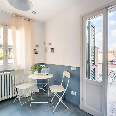 Elizabeth Penthouse, Charmy In Little London 10 Min From The Center