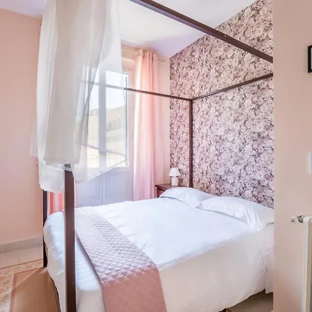 Elizabeth Penthouse, Charmy In Little London 10 Min From The Center
